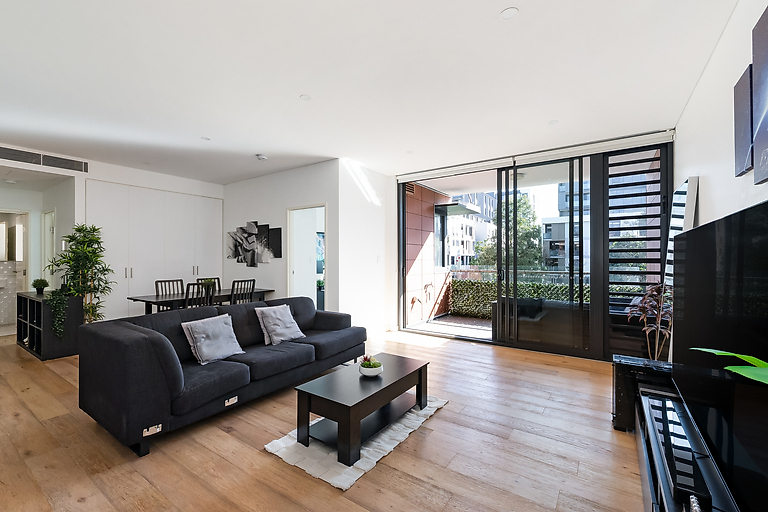 112/5 McGill Street, Lewisham Auction by Adrian William